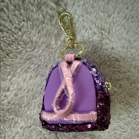Disney Loungefly Princess Sequin Mini Rapunzel Keychain Charm - Picture 2 of 3